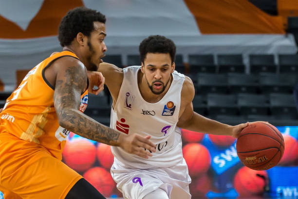 更多的人 更多的人